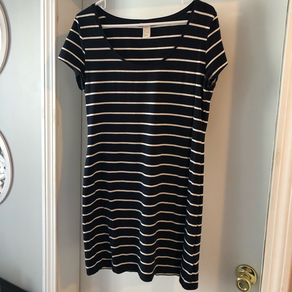 H&M striped t-shirt dress